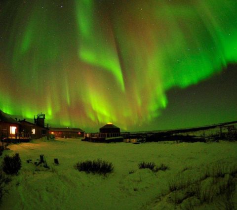 Northern Lights at Seal River Heritage Lodge - Ian Johnson